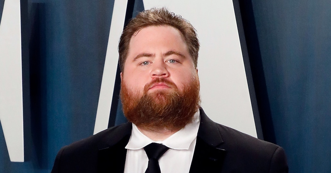 Paul Walter Hauser ha perso 40 sterline per interpretare il famigerato Larry Hall – E!  Collegato